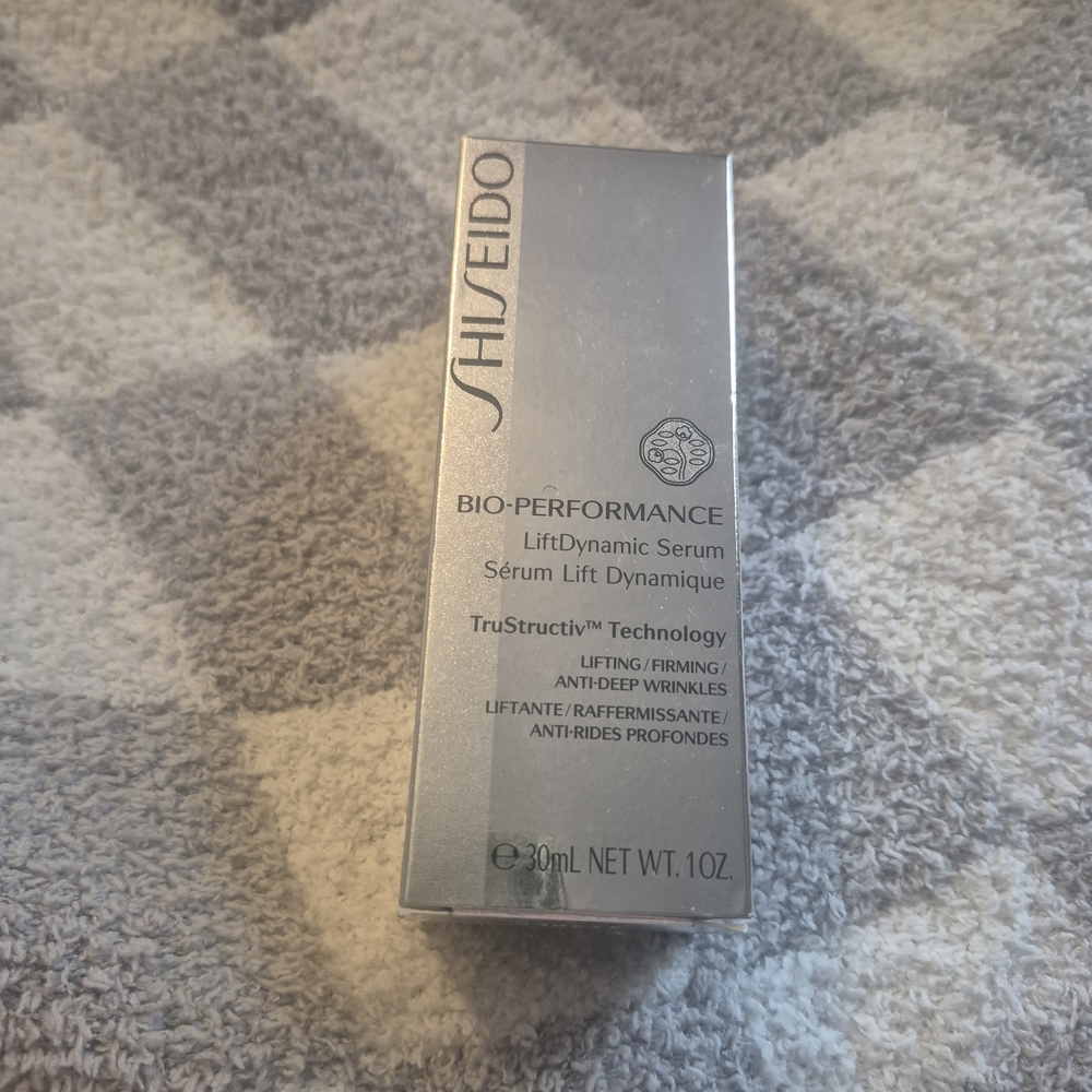 Shiseido Bio-Performance LiftDynamic Serum - Silver